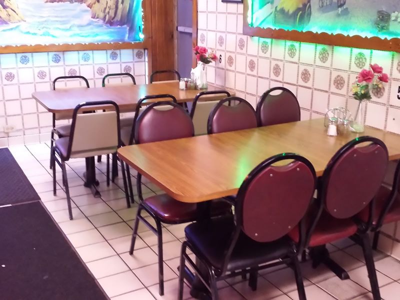 Pozoleria San Juan Inc. interior